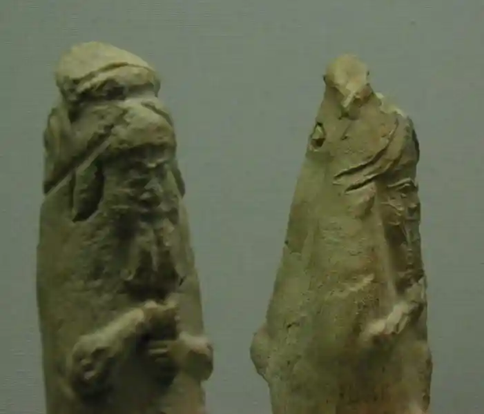 Fish-cloaked sages (apkallu)